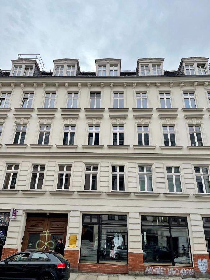Oase Mitten In Leipzig